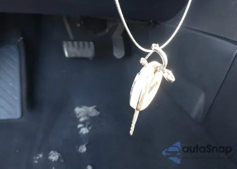 2018 Toyota Corolla Le z USA, uszkodzony, nr VIN 2T1BURHE7JC062908